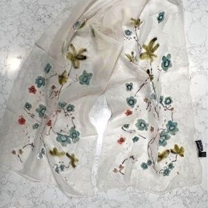 Sheer cream silk/rayon Cejon scarf with pastel velvet flowers
